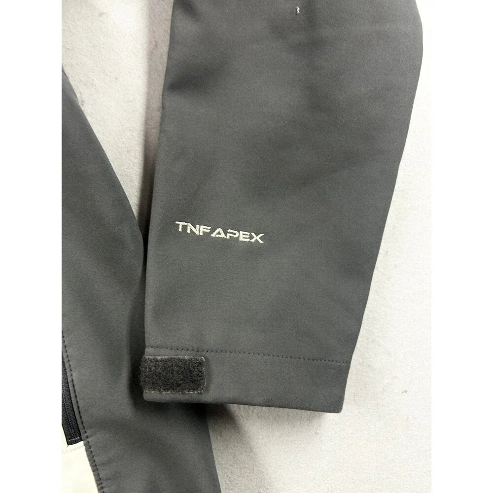 The North Face Men’s TNF APEX Full Zip Softshelll Jacket